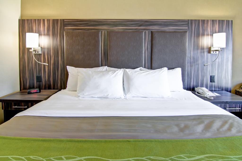 Comfort Inn Saint Catharines Экстерьер фото