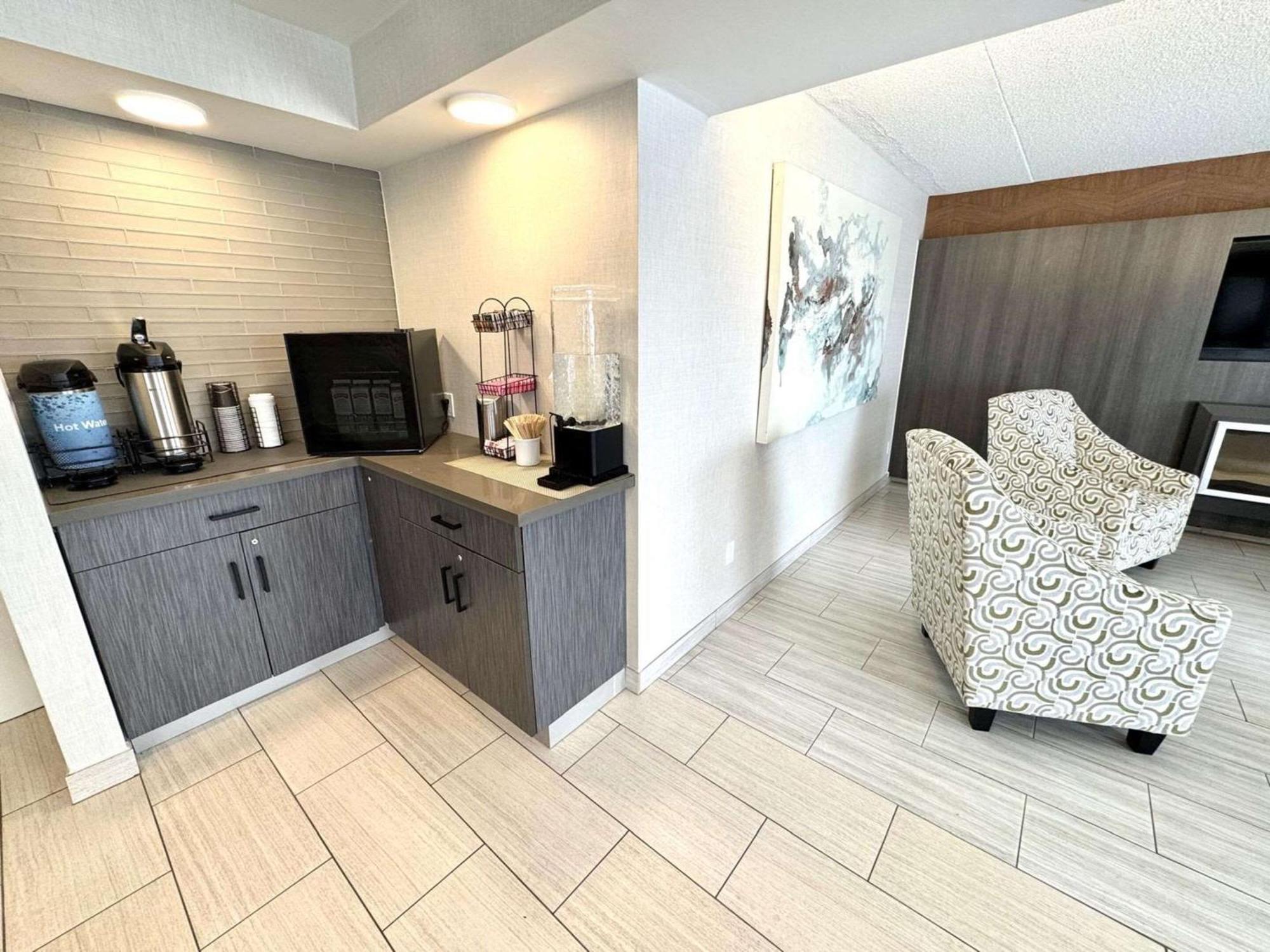 Comfort Inn Saint Catharines Экстерьер фото
