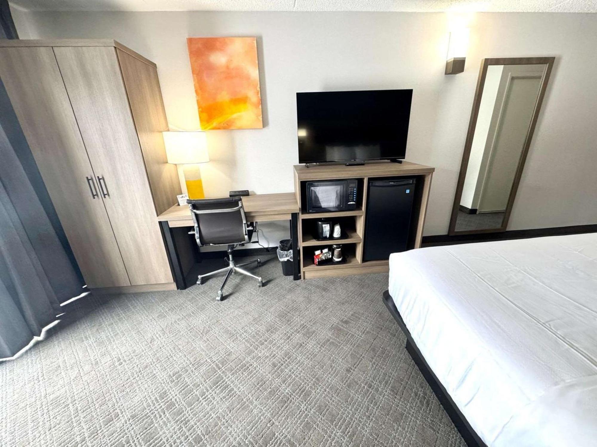 Comfort Inn Saint Catharines Экстерьер фото